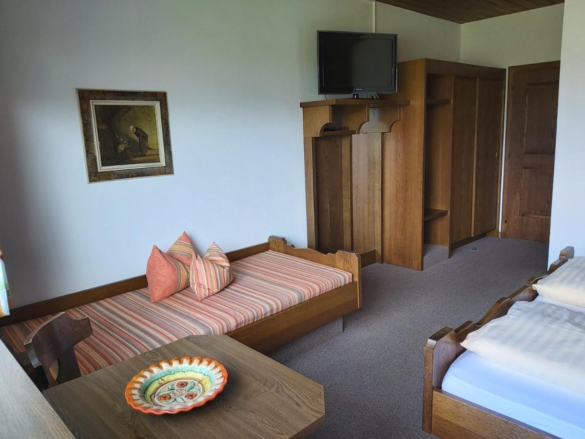 Gaestehaus Gitti Dorner ヒッティザウ エクステリア 写真