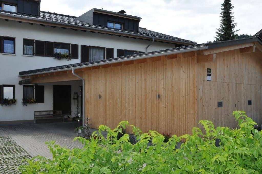 Gaestehaus Gitti Dorner ヒッティザウ エクステリア 写真